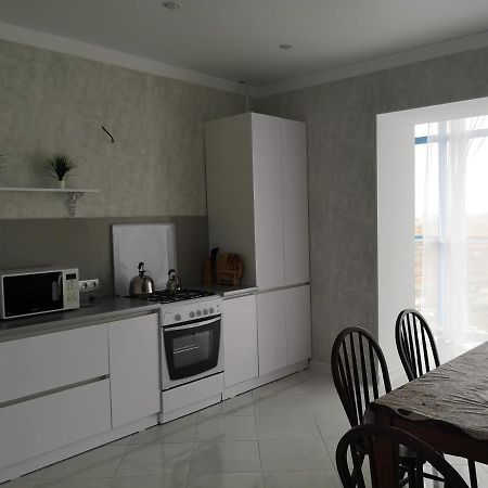 Жк Bir Group Apartamento Aktobe Exterior foto
