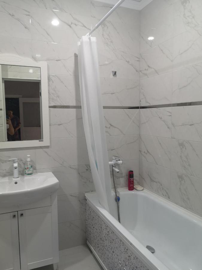 Жк Bir Group Apartamento Aktobe Exterior foto