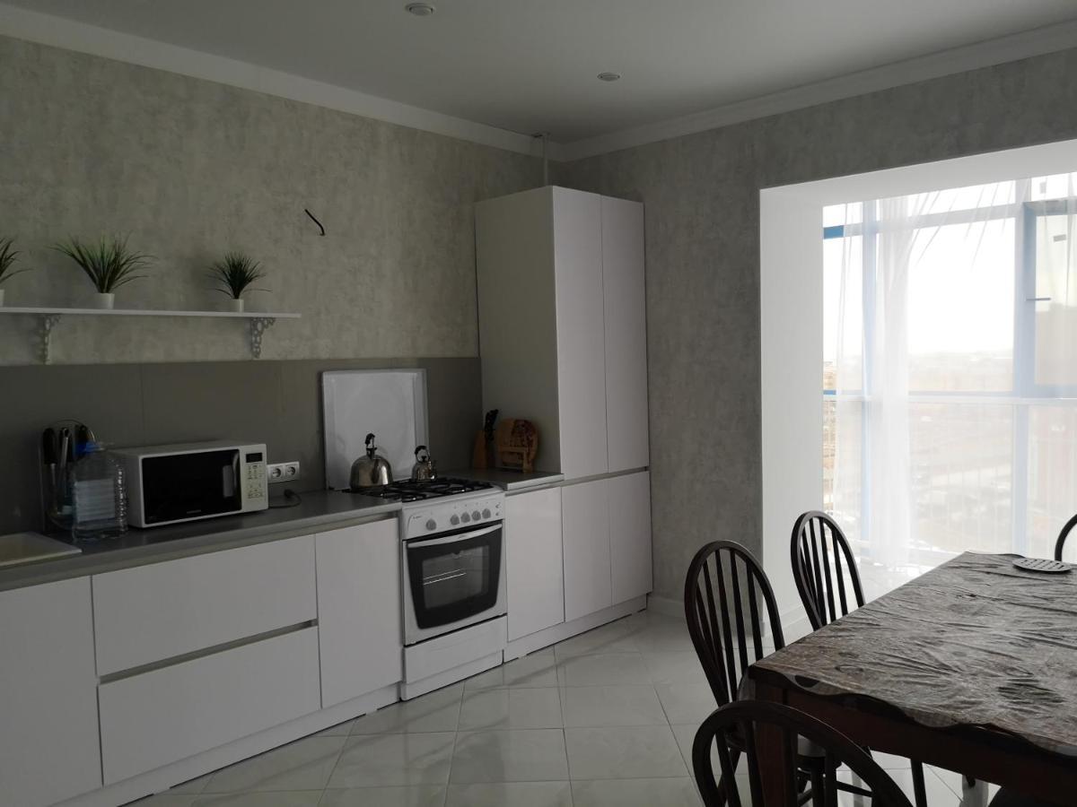 Жк Bir Group Apartamento Aktobe Exterior foto